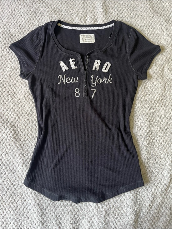 Aeropostale Tops - VINTAGE Aeropostale Black Ribbed Henley Tee with White Embroidered New York 87